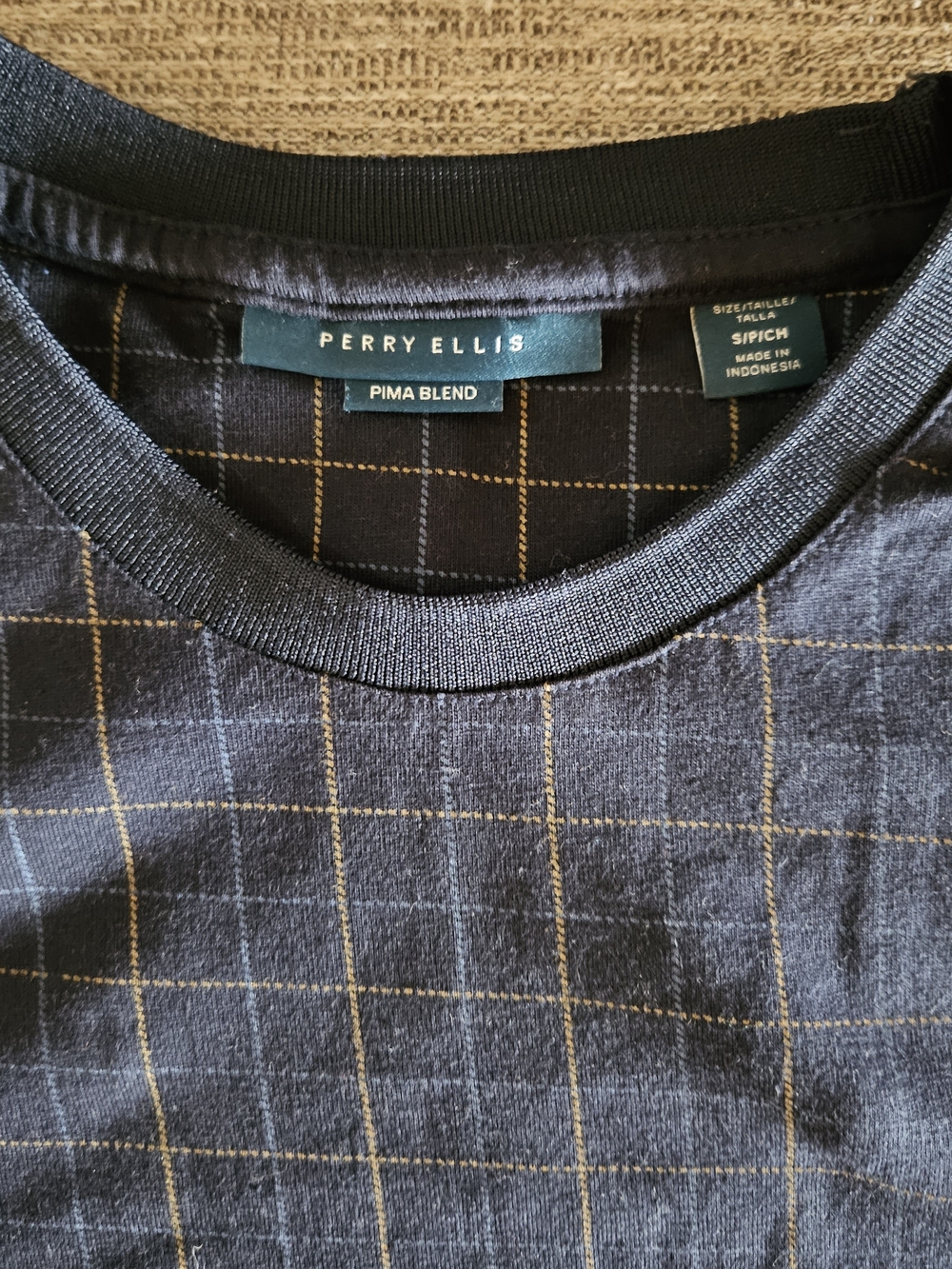 Perry Ellis Navy Grid Short Sleeve Crewneck Tee - Picture 3 of 4